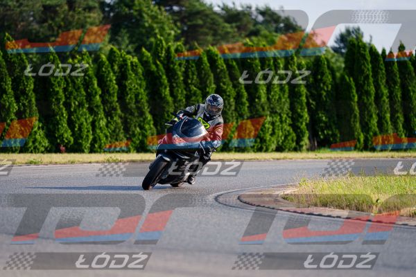 25.06.20 TM-2442.jpg