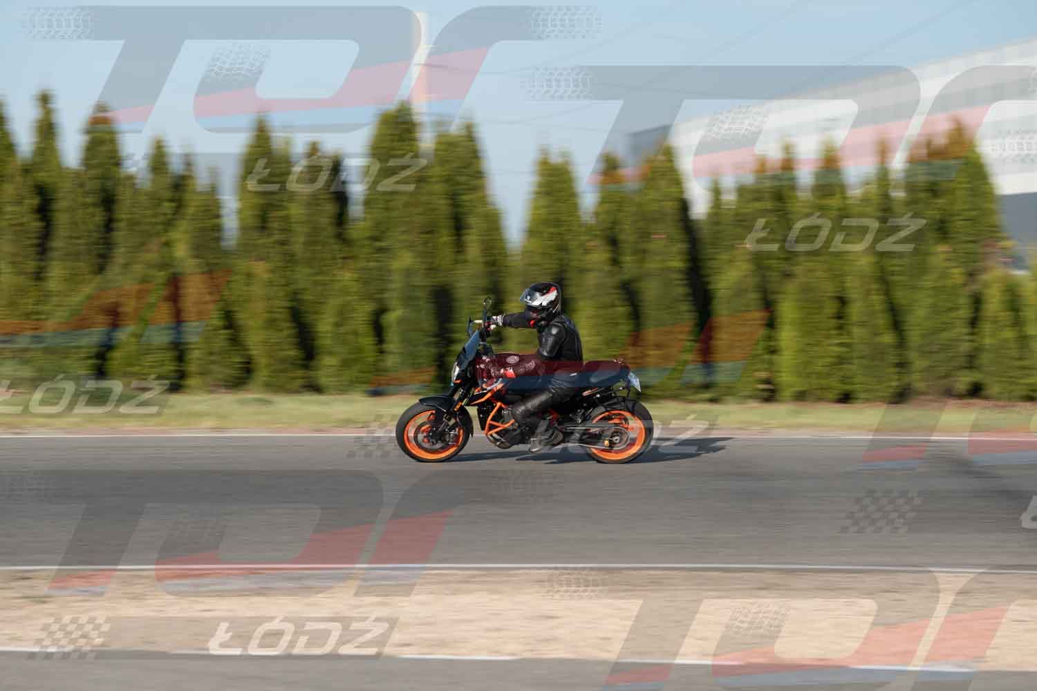 040526trackday-250.jpg