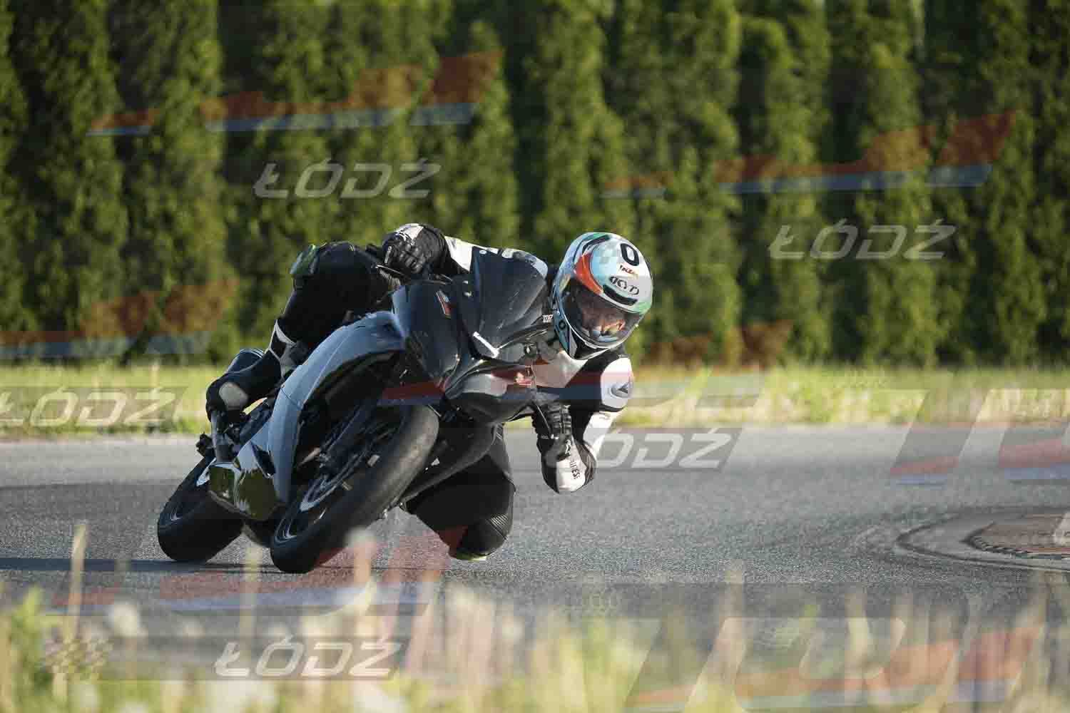 010525TDmoto (93).jpg