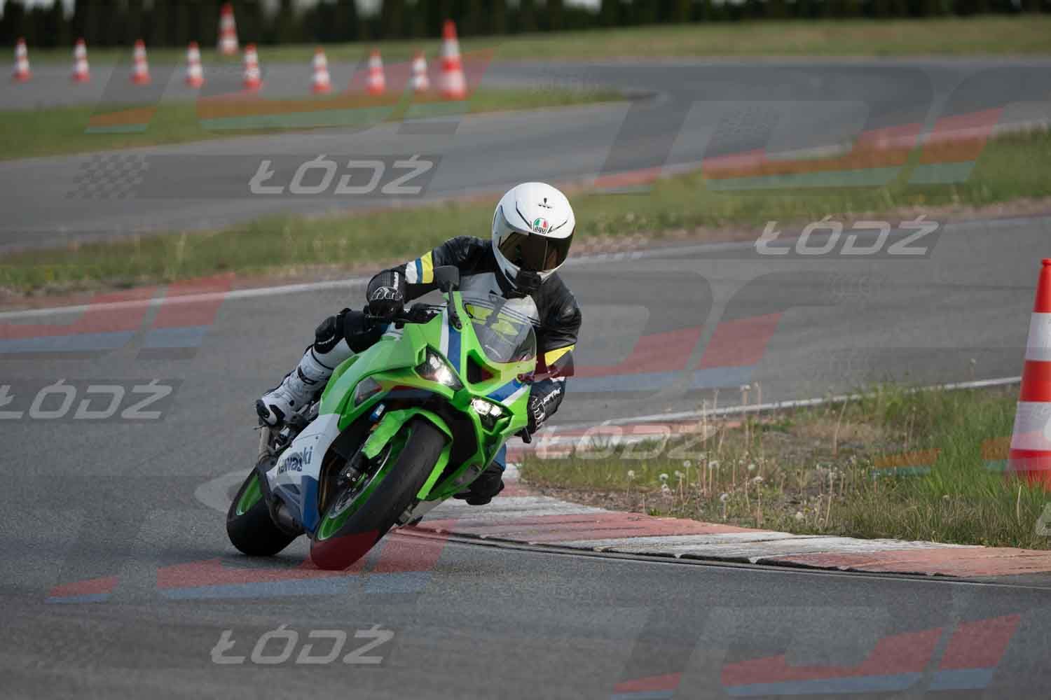 040526trackday-137.jpg