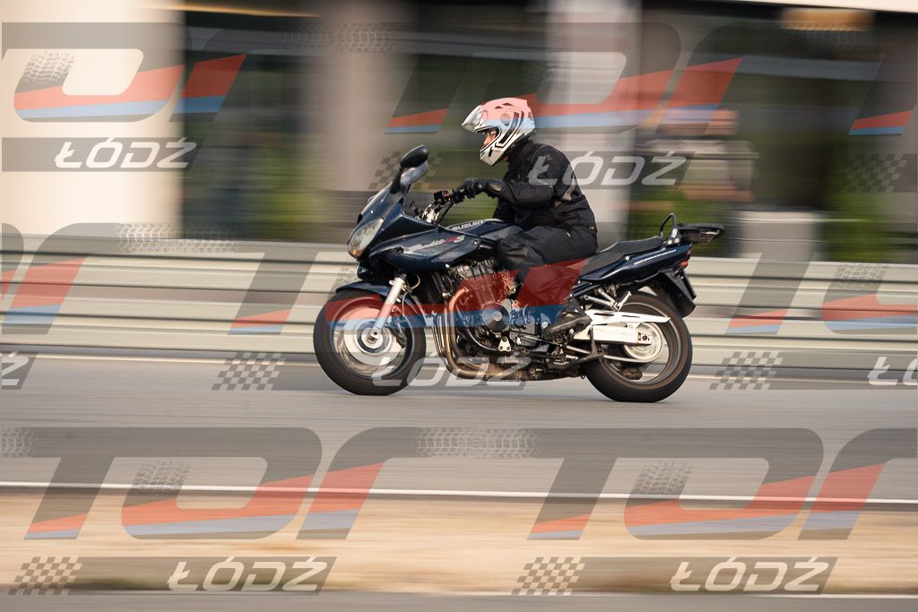 26.09.03 TM-9937.jpg