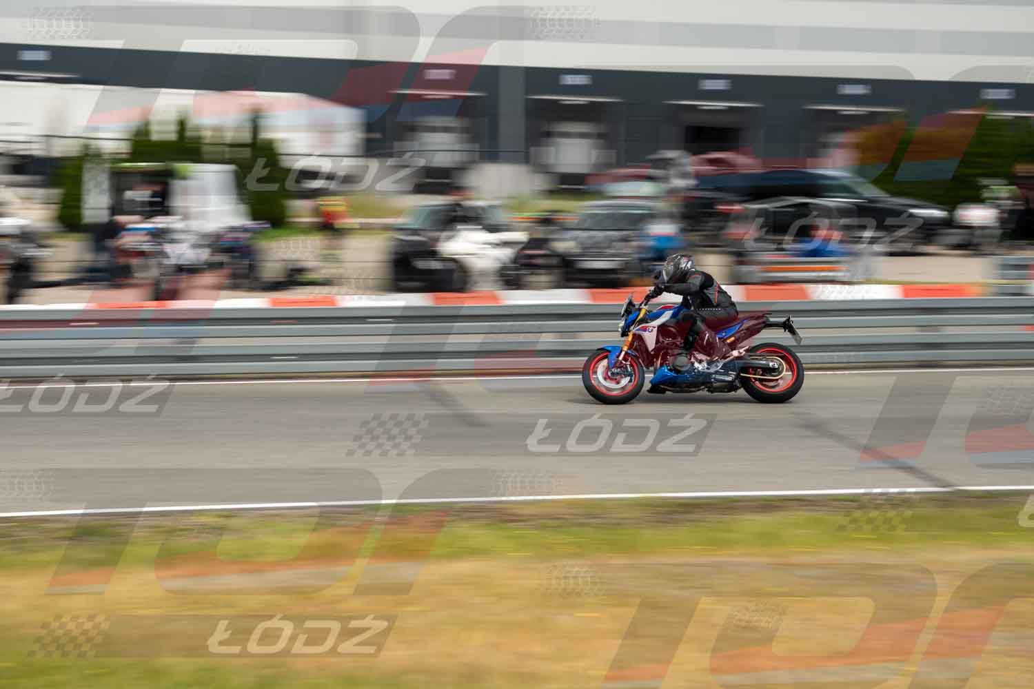 010626TDmoto-204.jpg