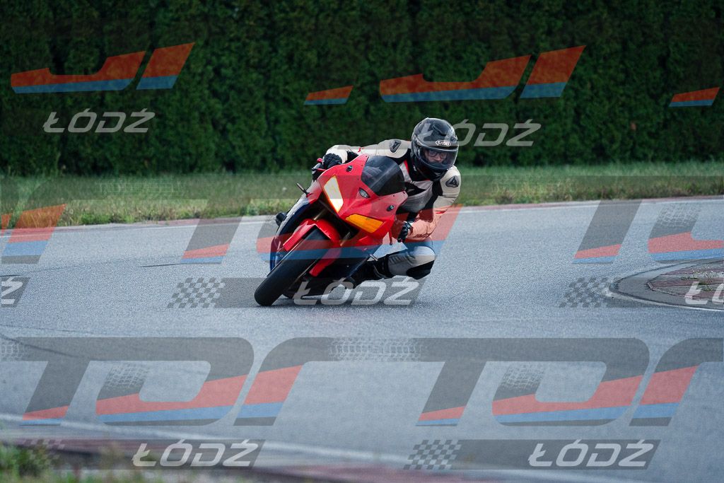 26.09.03 TM-1413.jpg