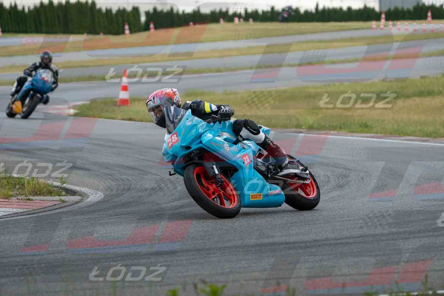010626TDmoto-51.jpg