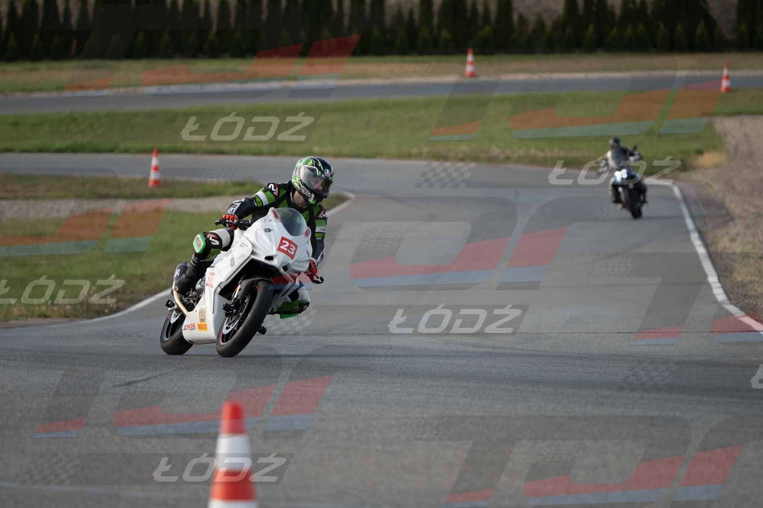 040526trackday-185.jpg