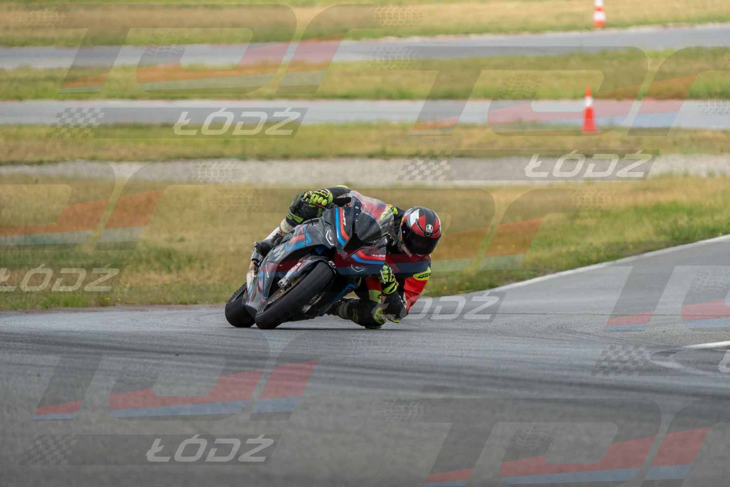010626TDmoto-118.jpg