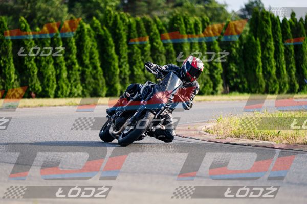 25.06.20 TM-2343.jpg