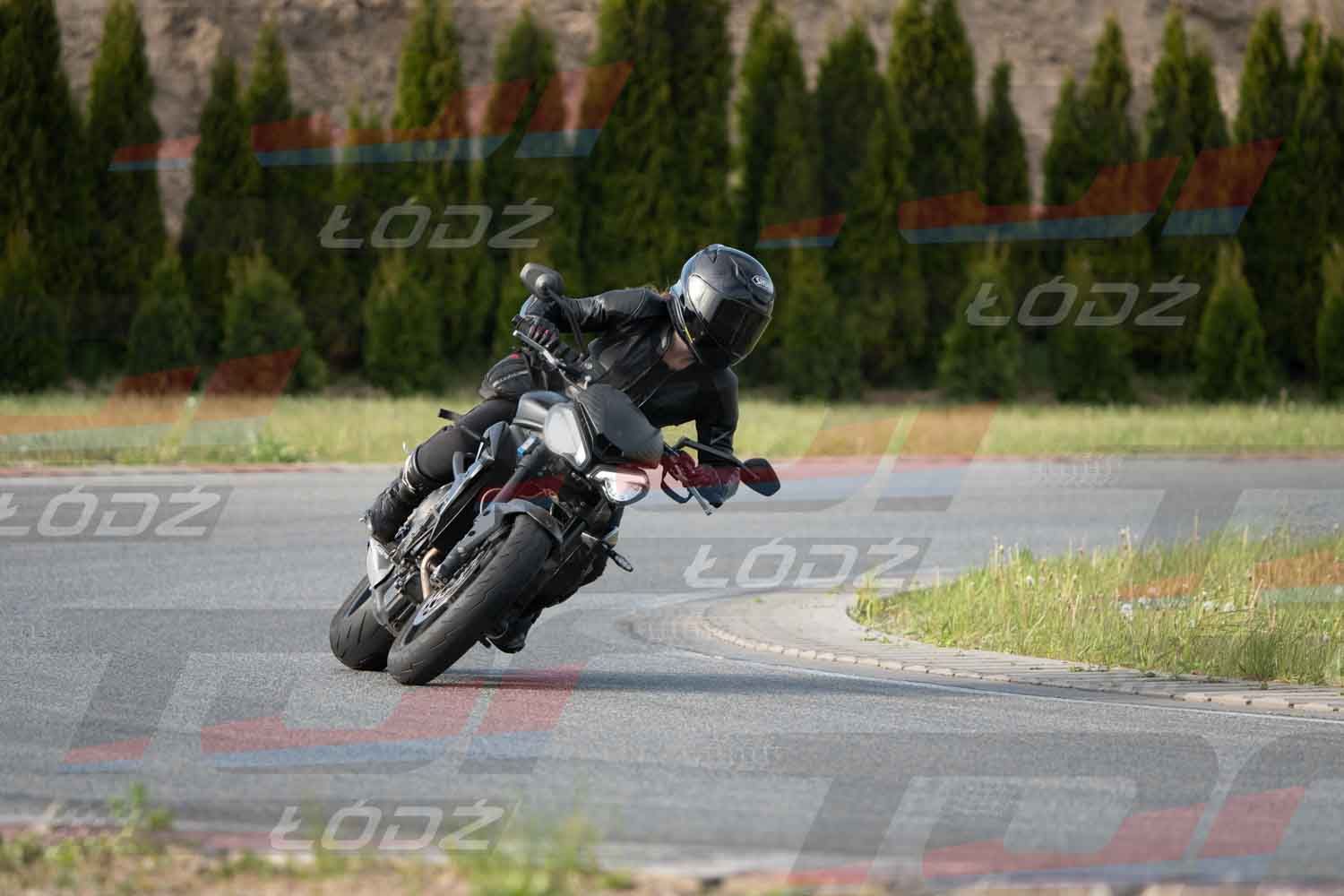 040526trackday-86.jpg
