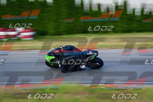 25.06.20 TM-3994.jpg