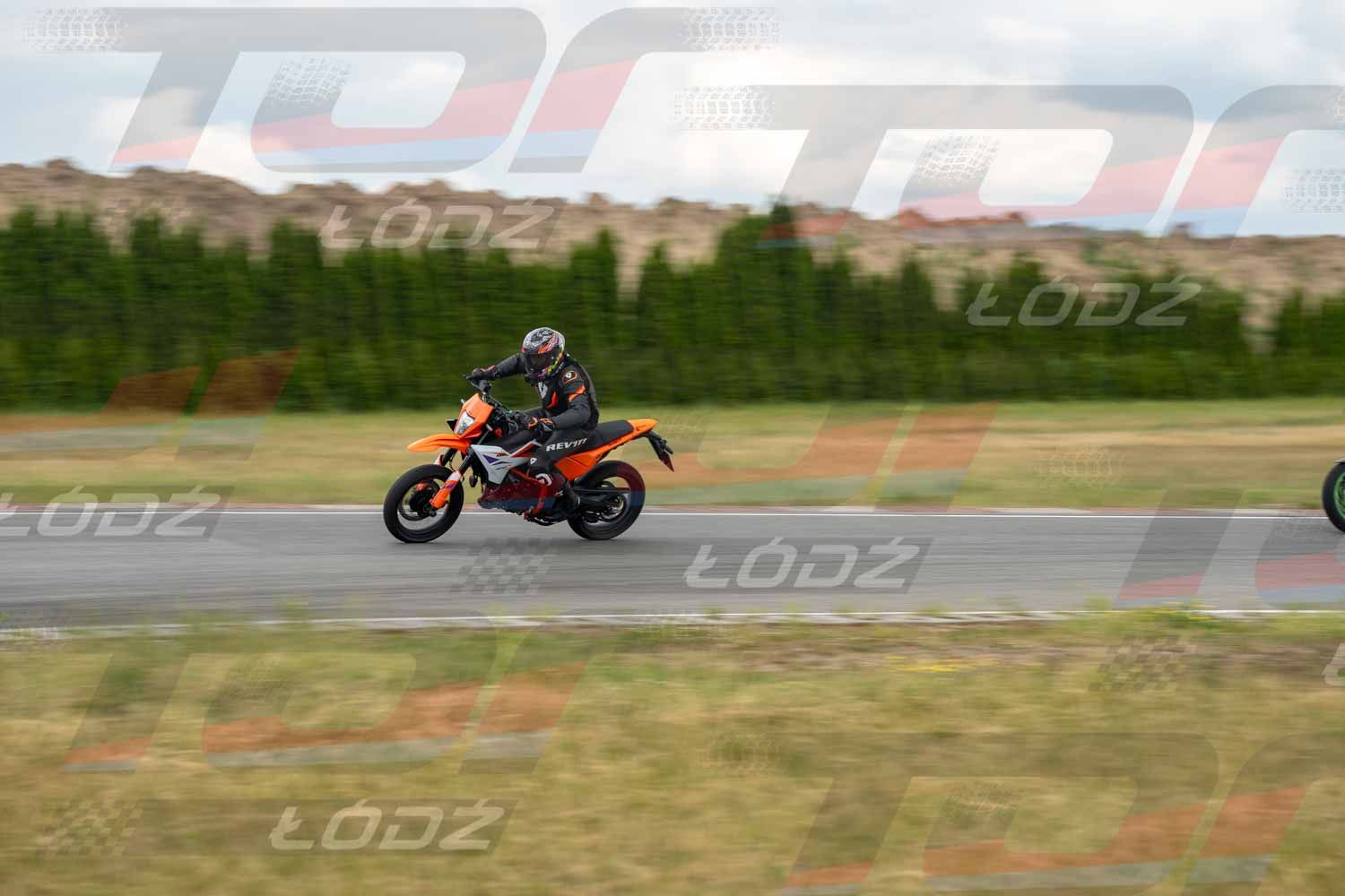 010626TDmoto-162.jpg
