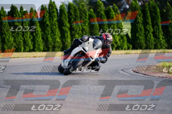 25.06.20 TM-2462.jpg