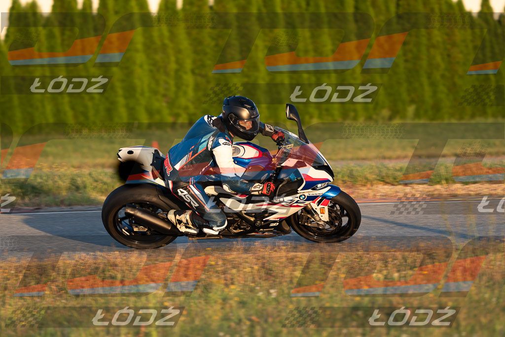 26.09.06 TM-2964.jpg