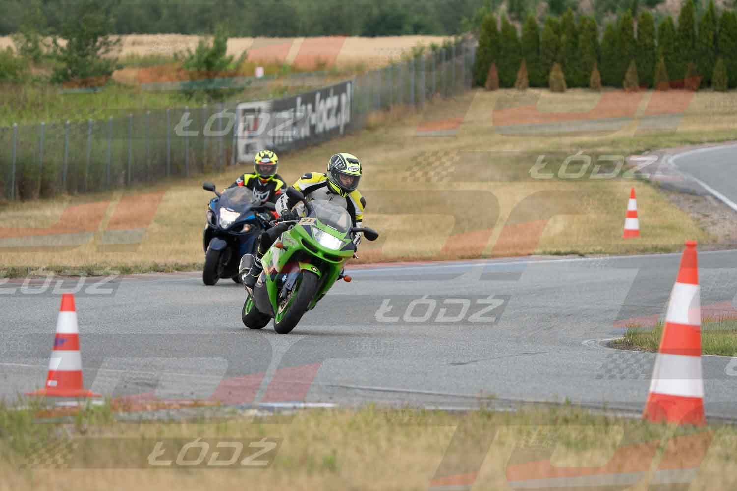 110726trackday (81 of 142).jpg