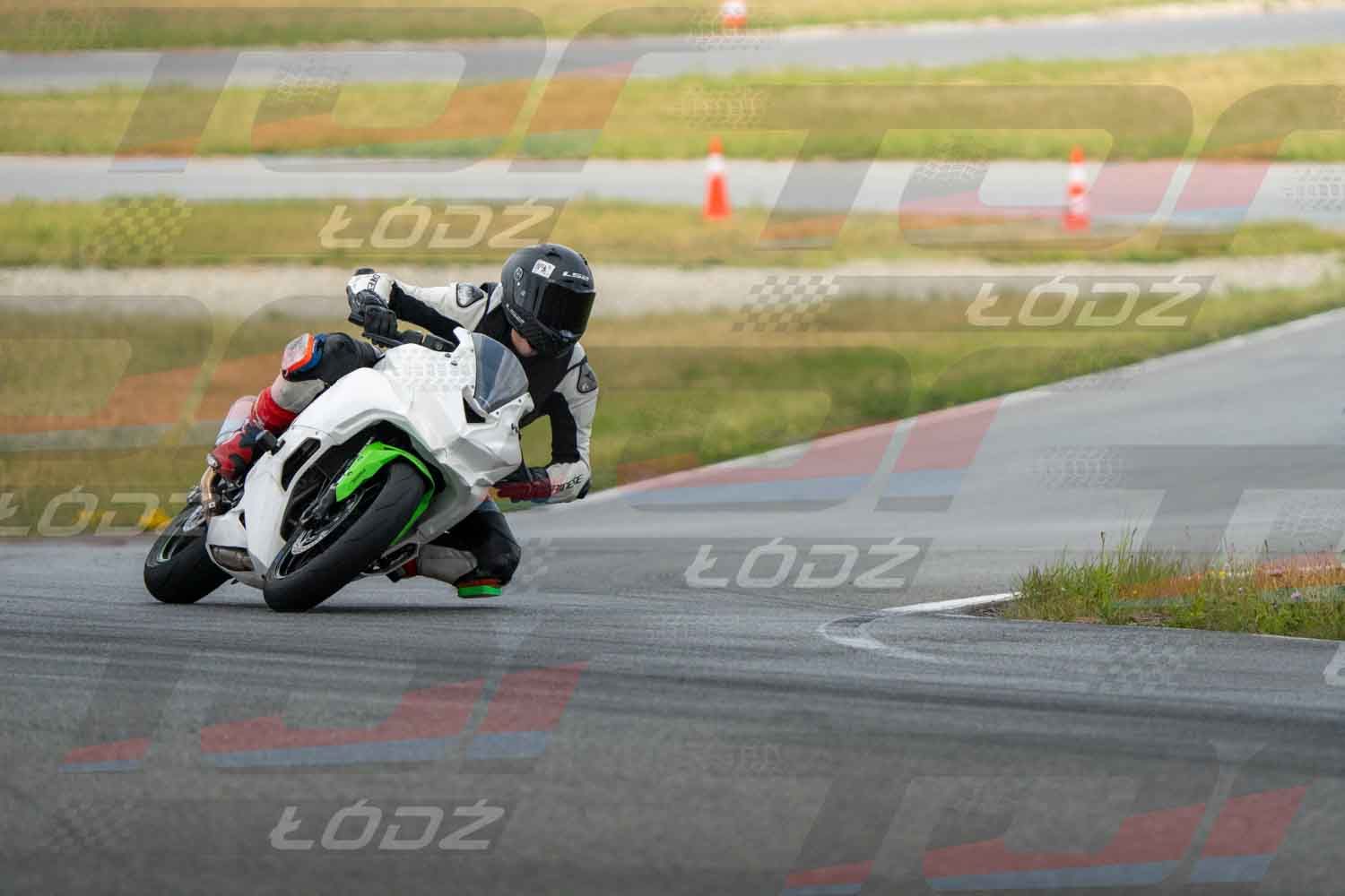 010626TDmoto-122.jpg