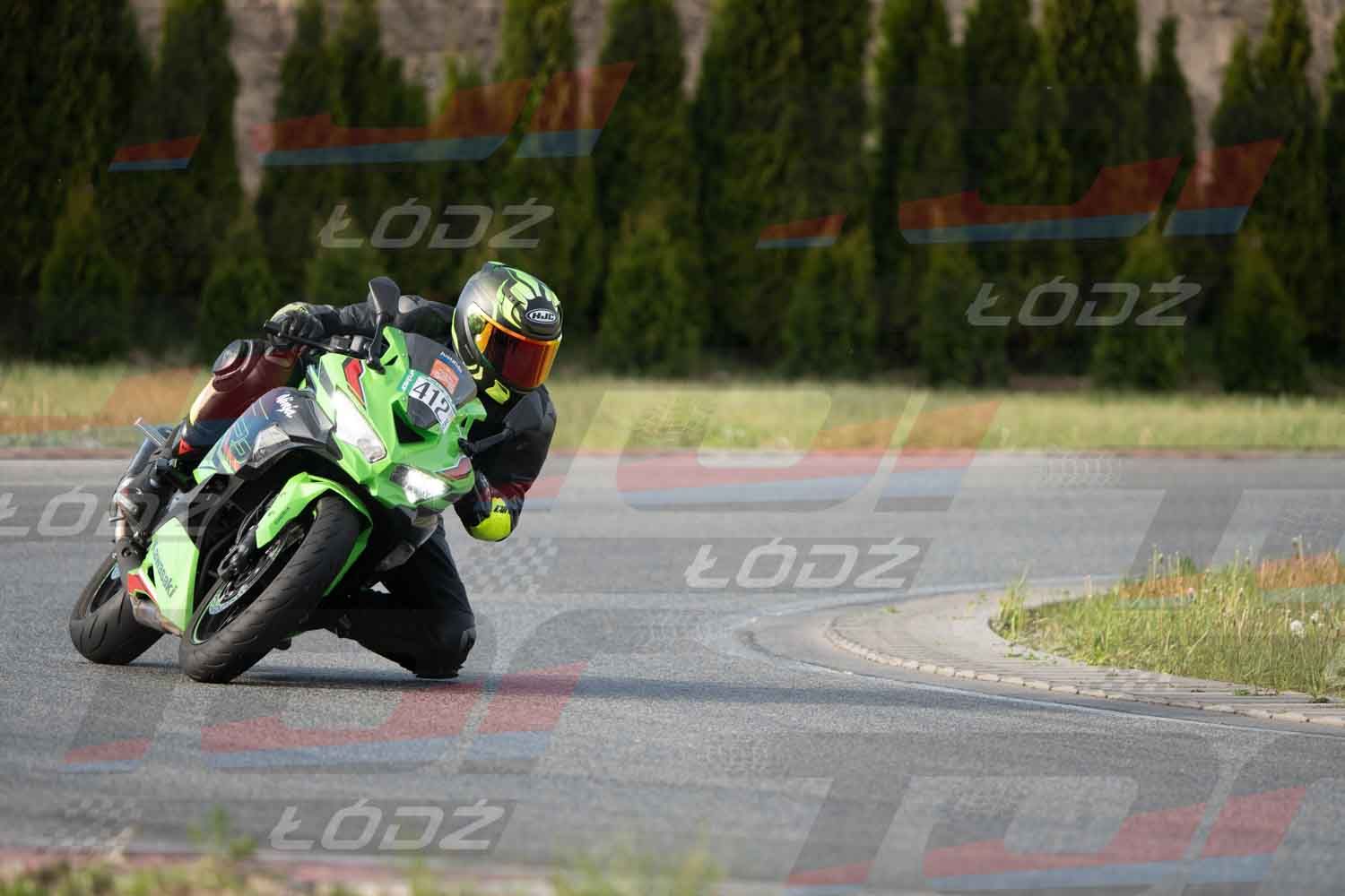 040526trackday-74.jpg