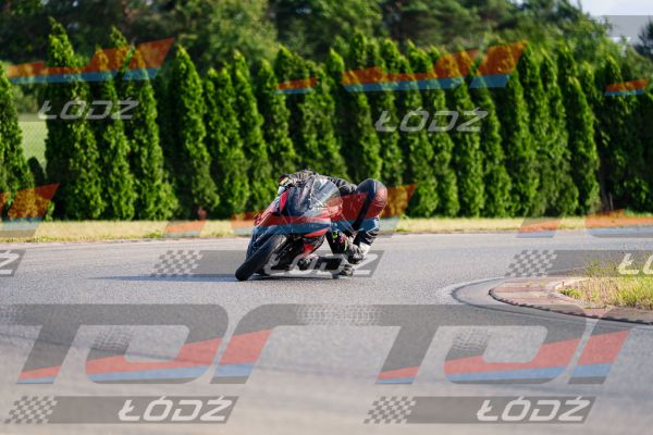 25.06.20 TM-2331.jpg