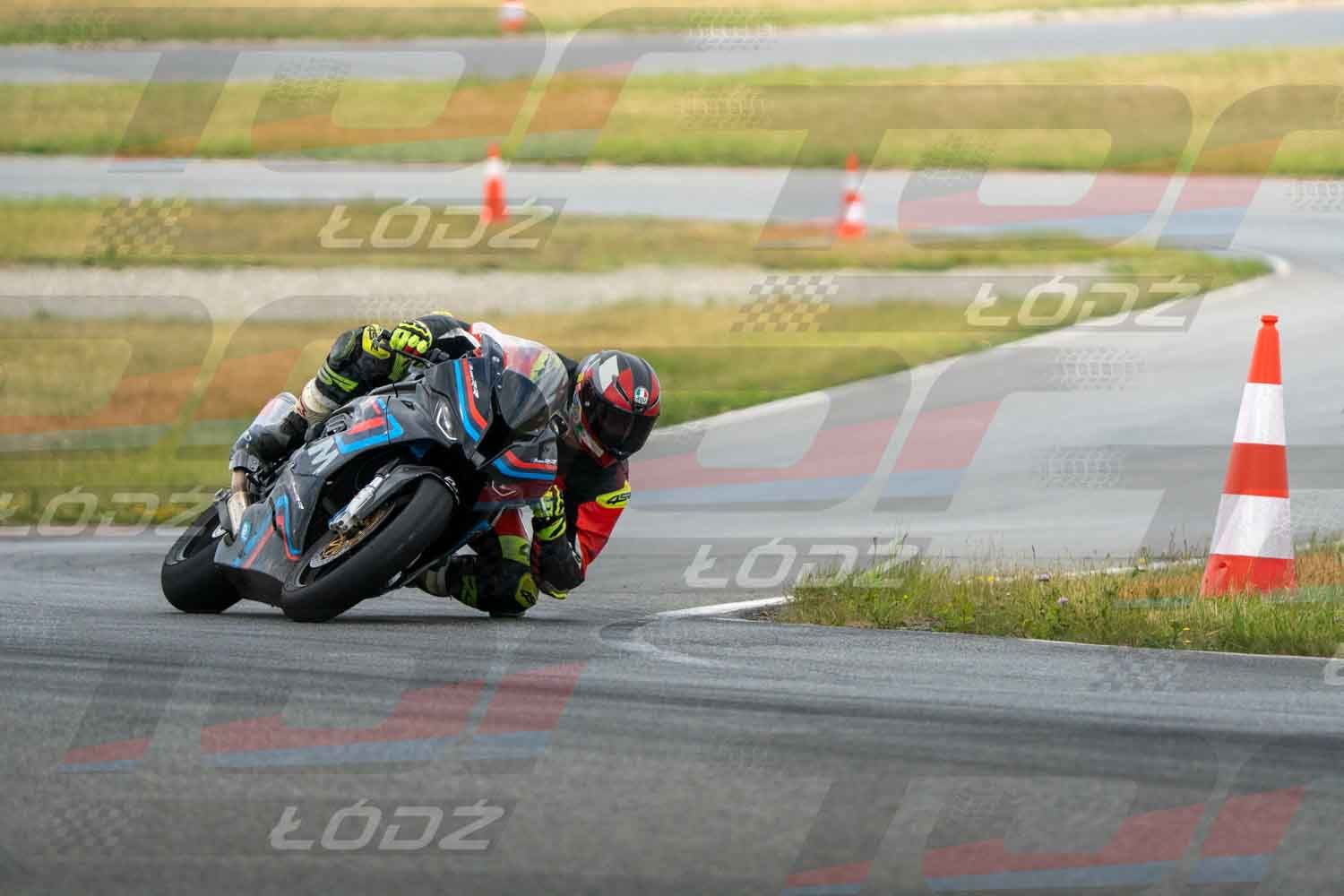 010626TDmoto-120.jpg