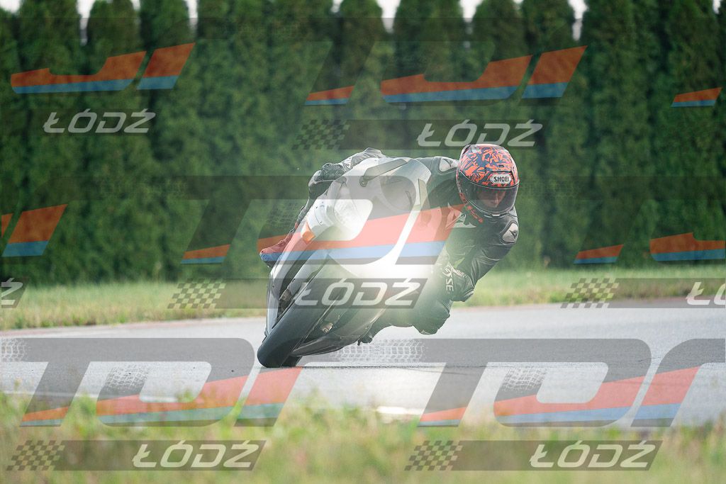 26.09.03 TM-1237.jpg