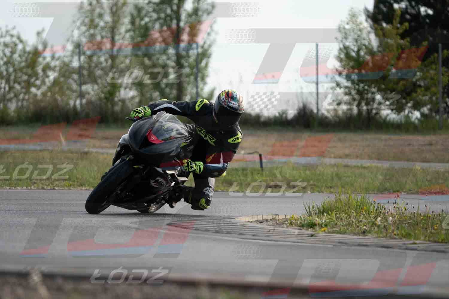 040526trackday-205.jpg