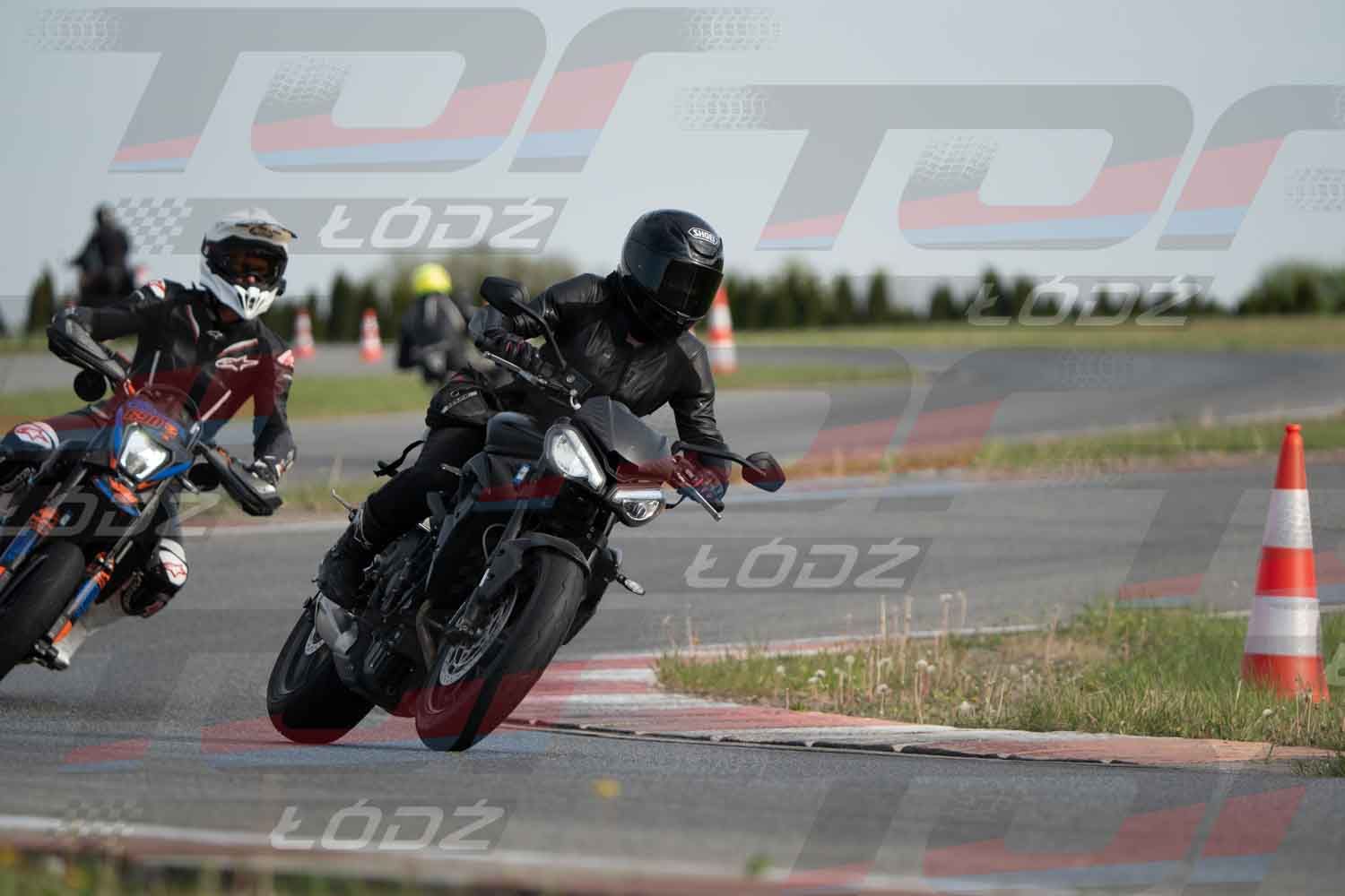040526trackday-37.jpg
