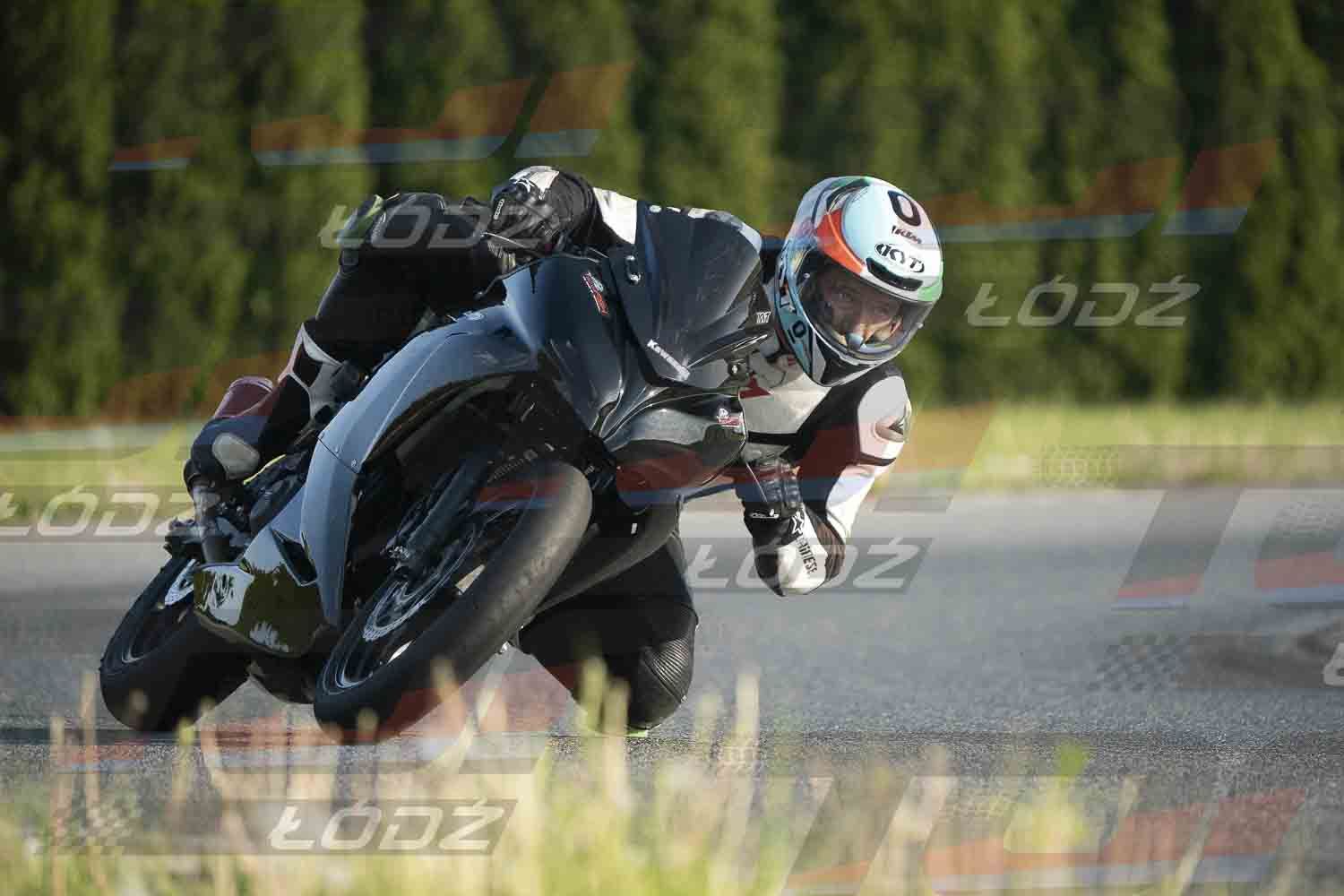 010525TDmoto (86).jpg