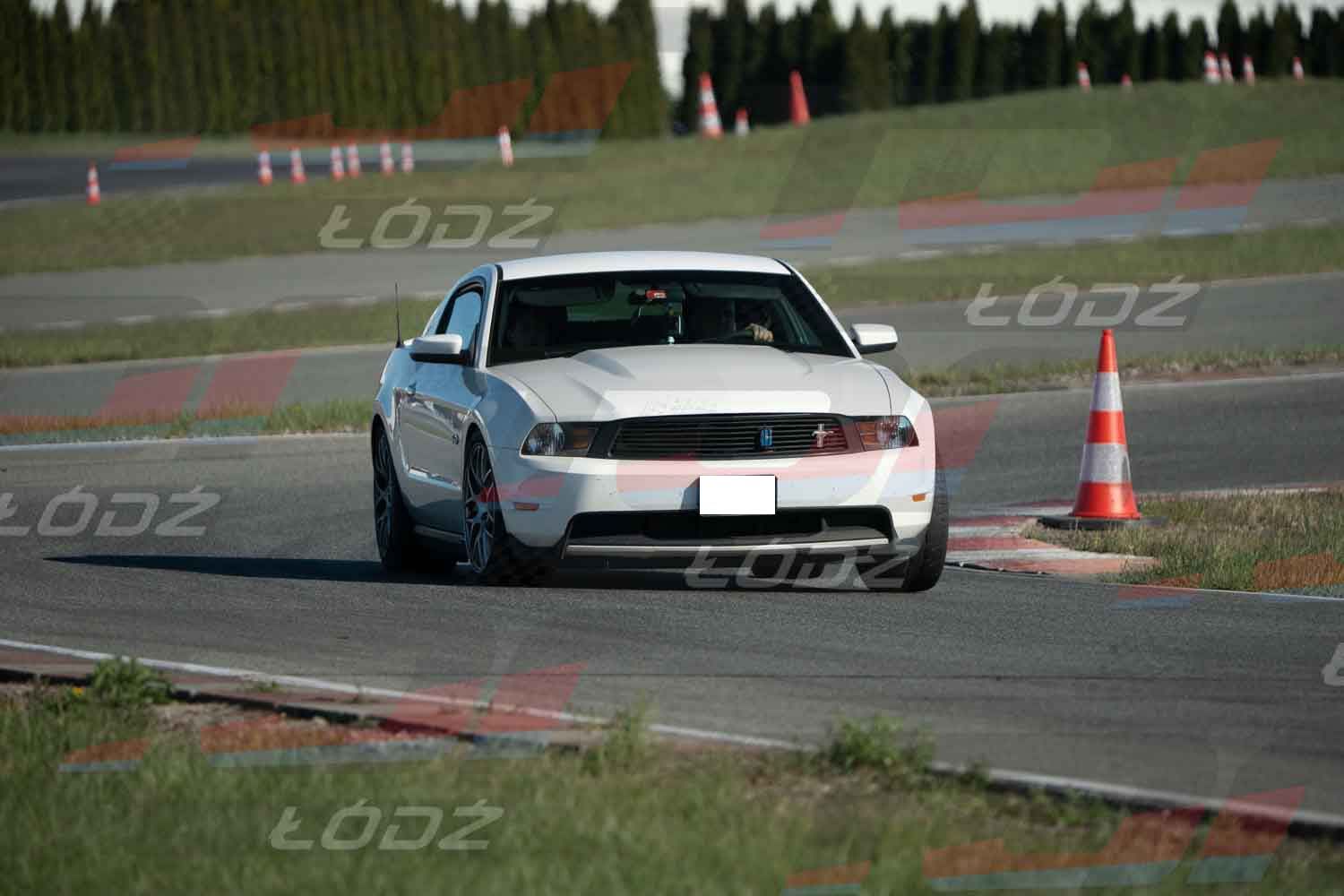 010526TDauto-57.jpg