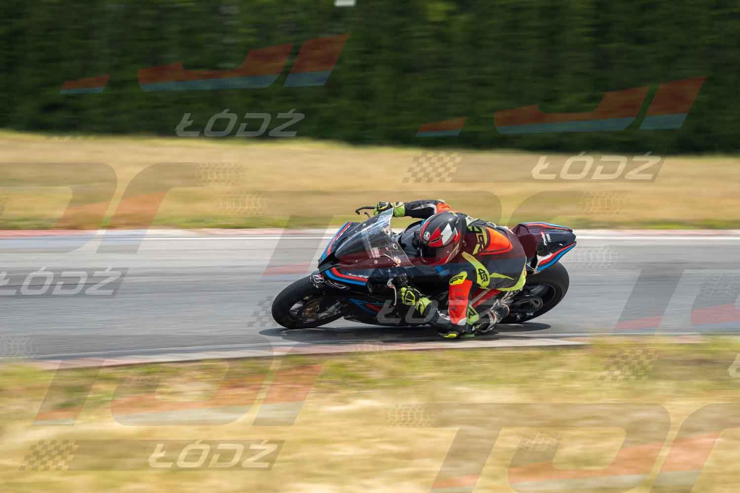 010626TDmoto-200.jpg