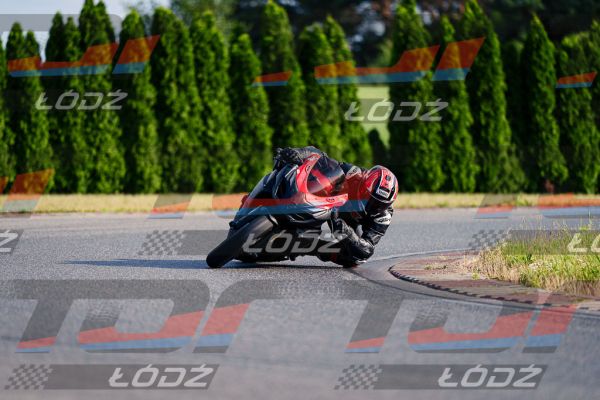 25.06.20 TM-2476.jpg