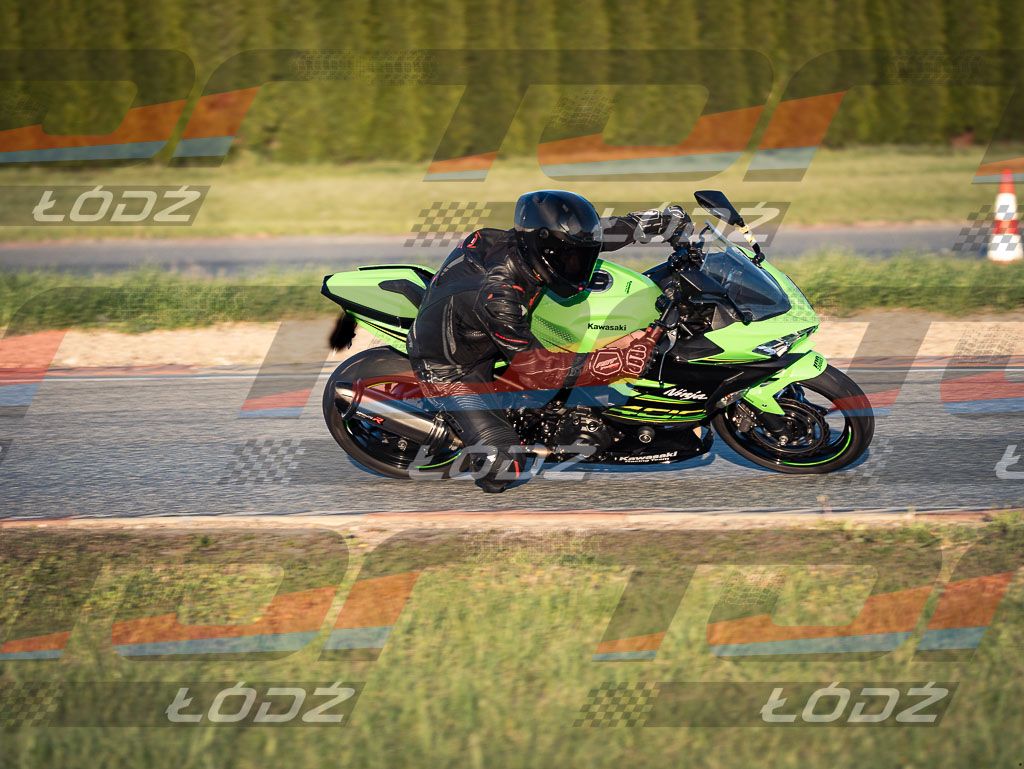 26.05.02 TM-3106.jpg
