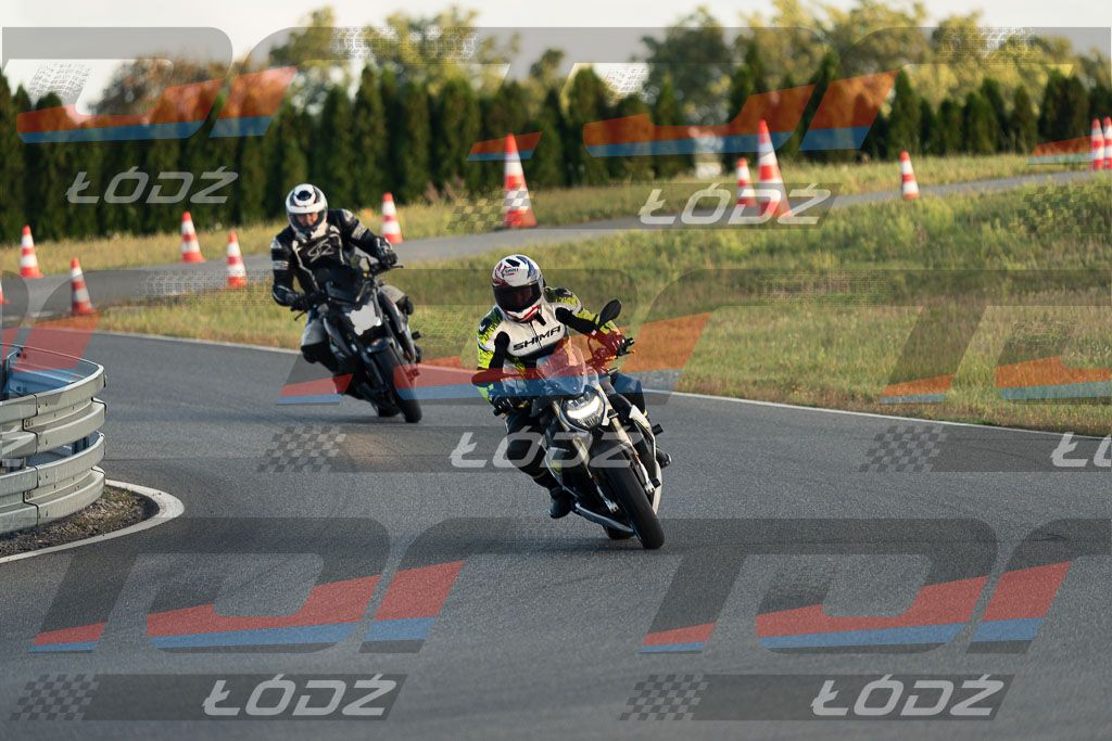 26.09.06 TM-2237.jpg