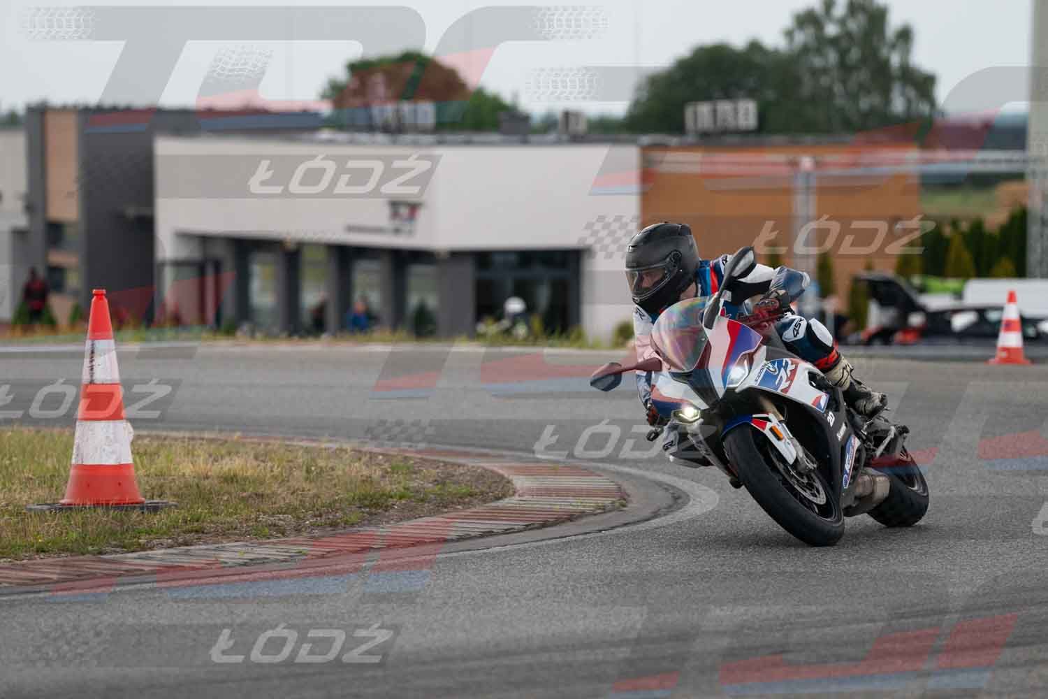 010626TDmoto-243.jpg