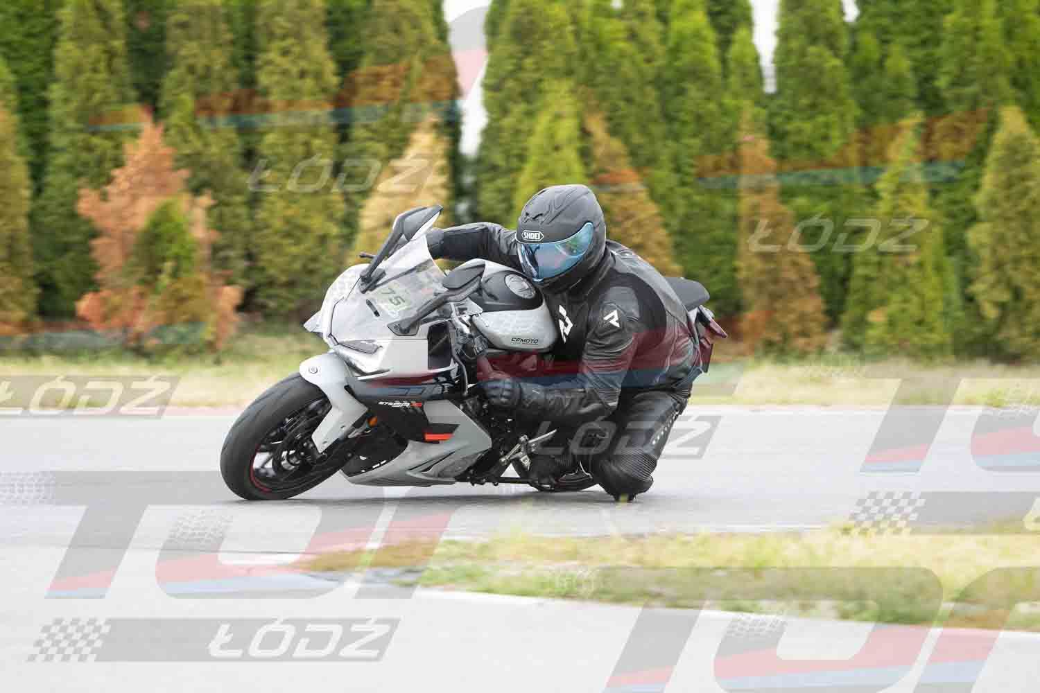 110726trackday (136 of 142).jpg