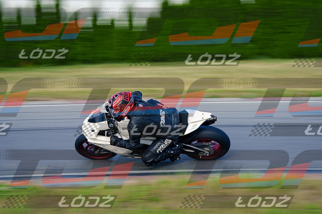 25.06.20 TM-3977.jpg
