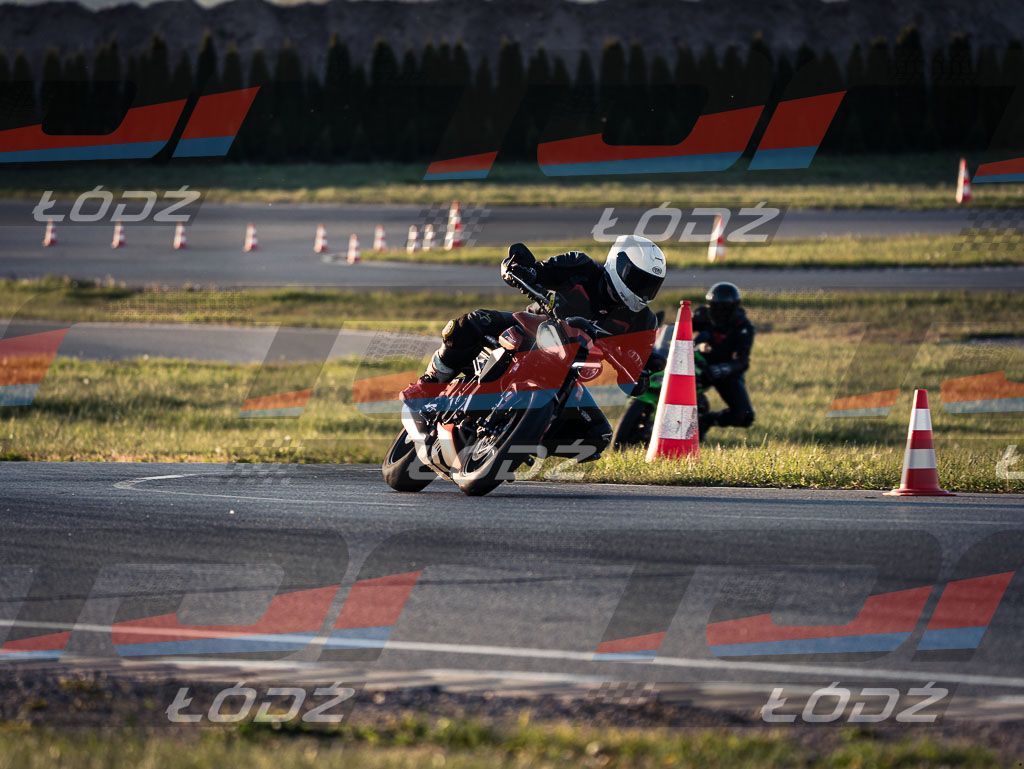 26.05.02 TM-2917.jpg