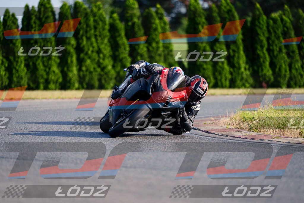 25.06.20 TM-2501.jpg
