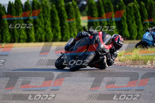 25.06.20 TM-2479.jpg