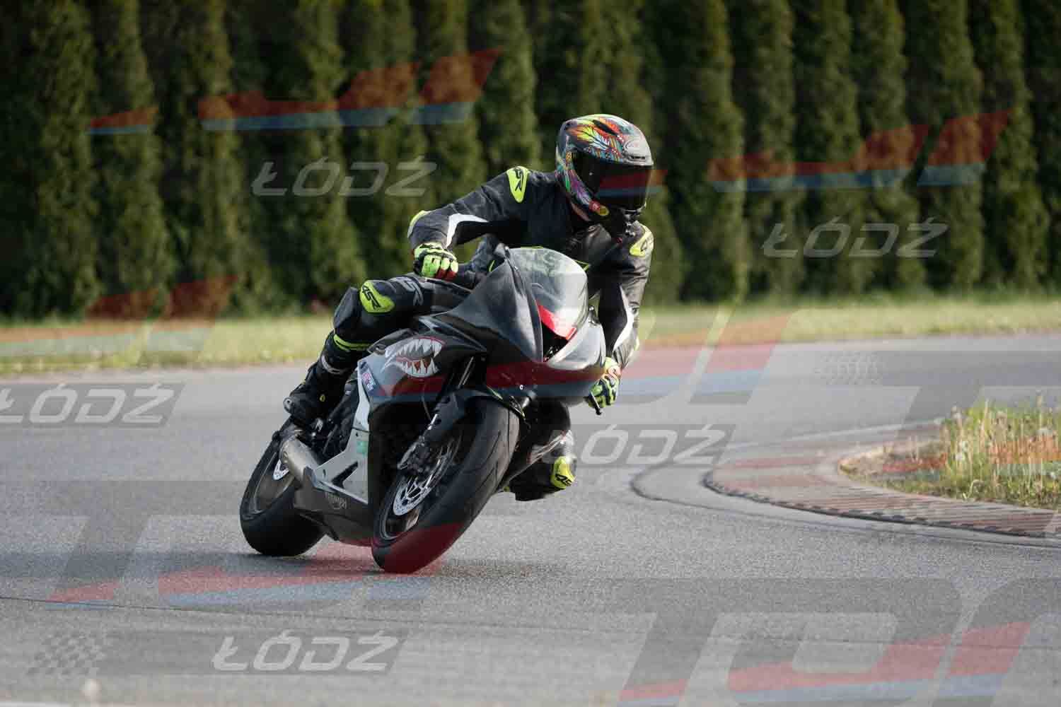 040526trackday-241.jpg