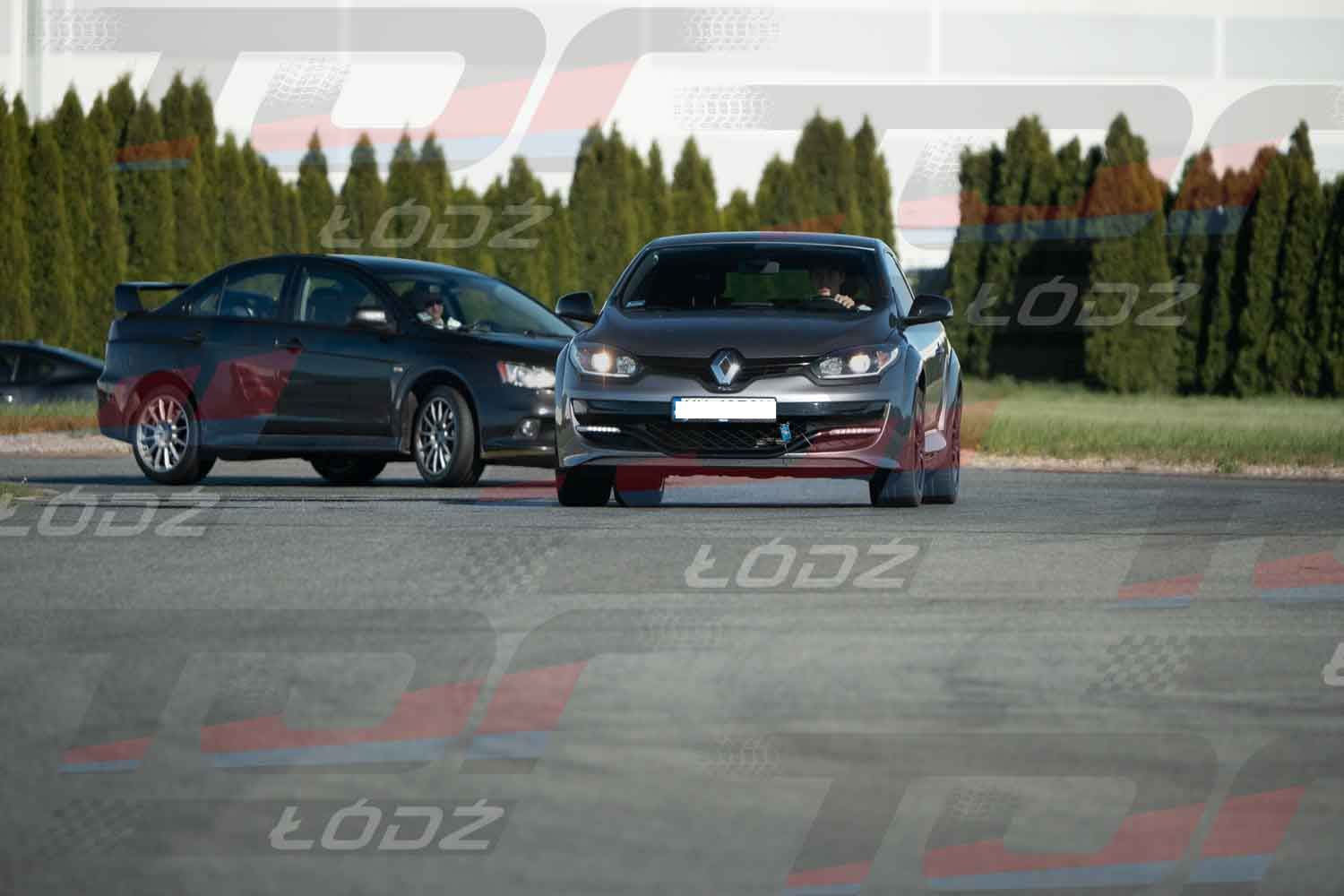 010526TDauto-73.jpg
