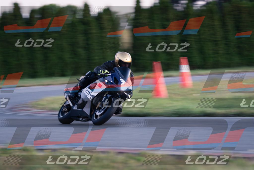 26.09.06 TM-3507.jpg