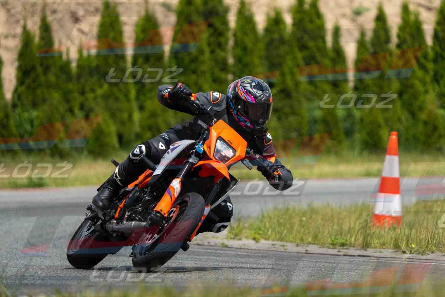 010626TDmoto-21.jpg