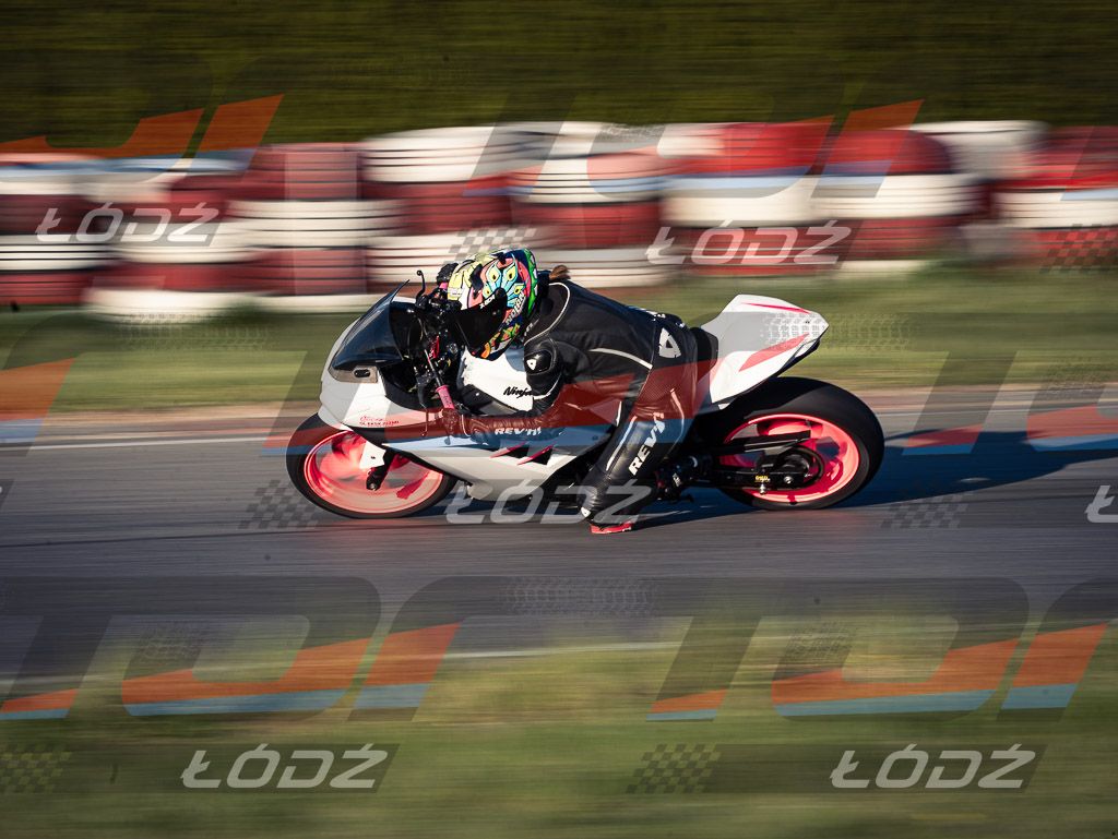 26.05.02 TM-2335.jpg