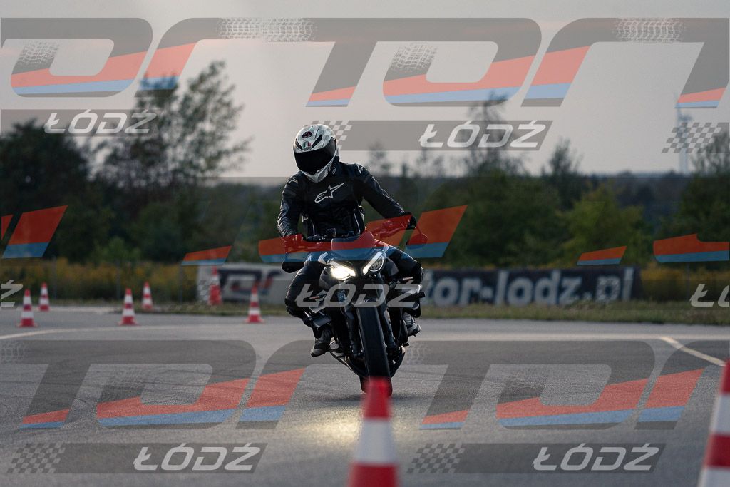 26.09.12 TM-5403.jpg