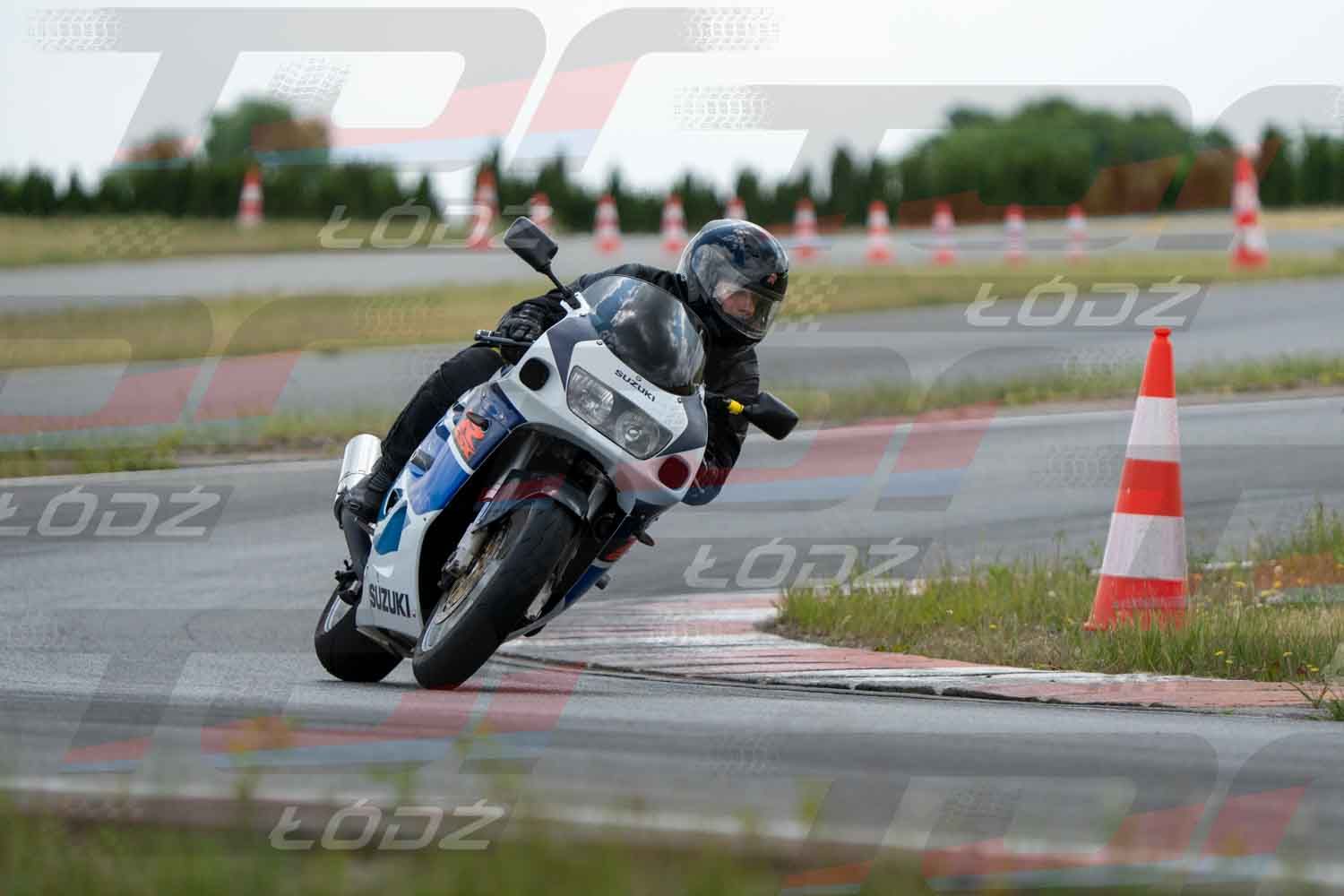 010626TDmoto-66.jpg