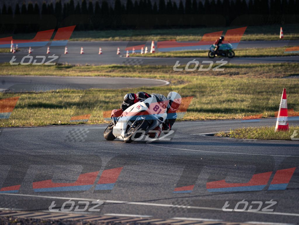 26.05.02 TM-2980.jpg
