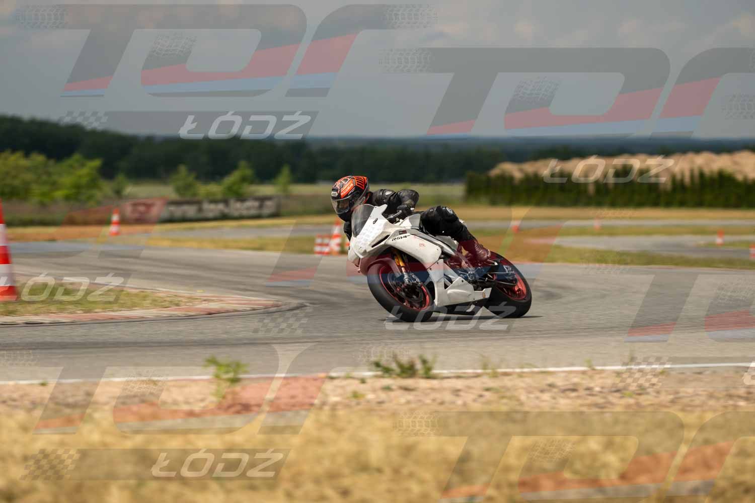 010626TDmoto-195.jpg