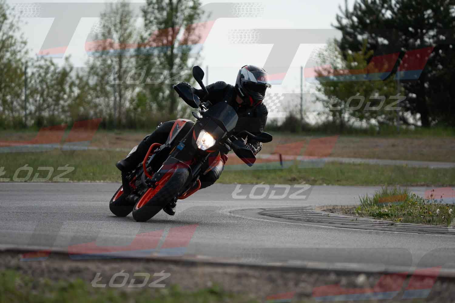 040526trackday-160.jpg