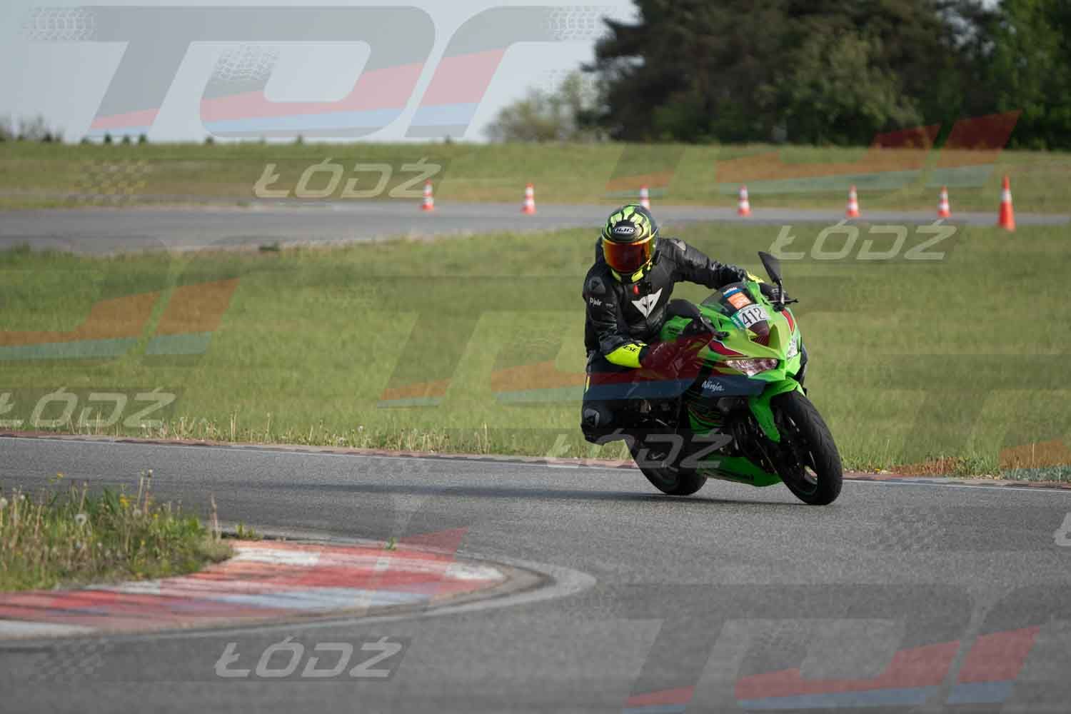 040526trackday-52.jpg