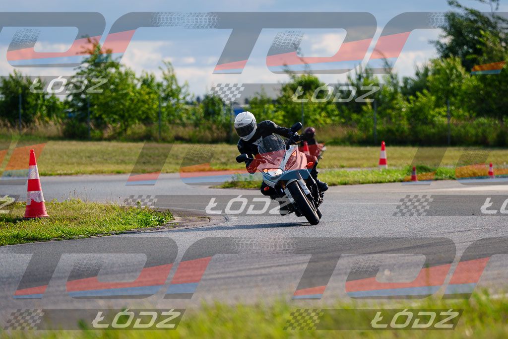 25.06.20 TM-2231.jpg