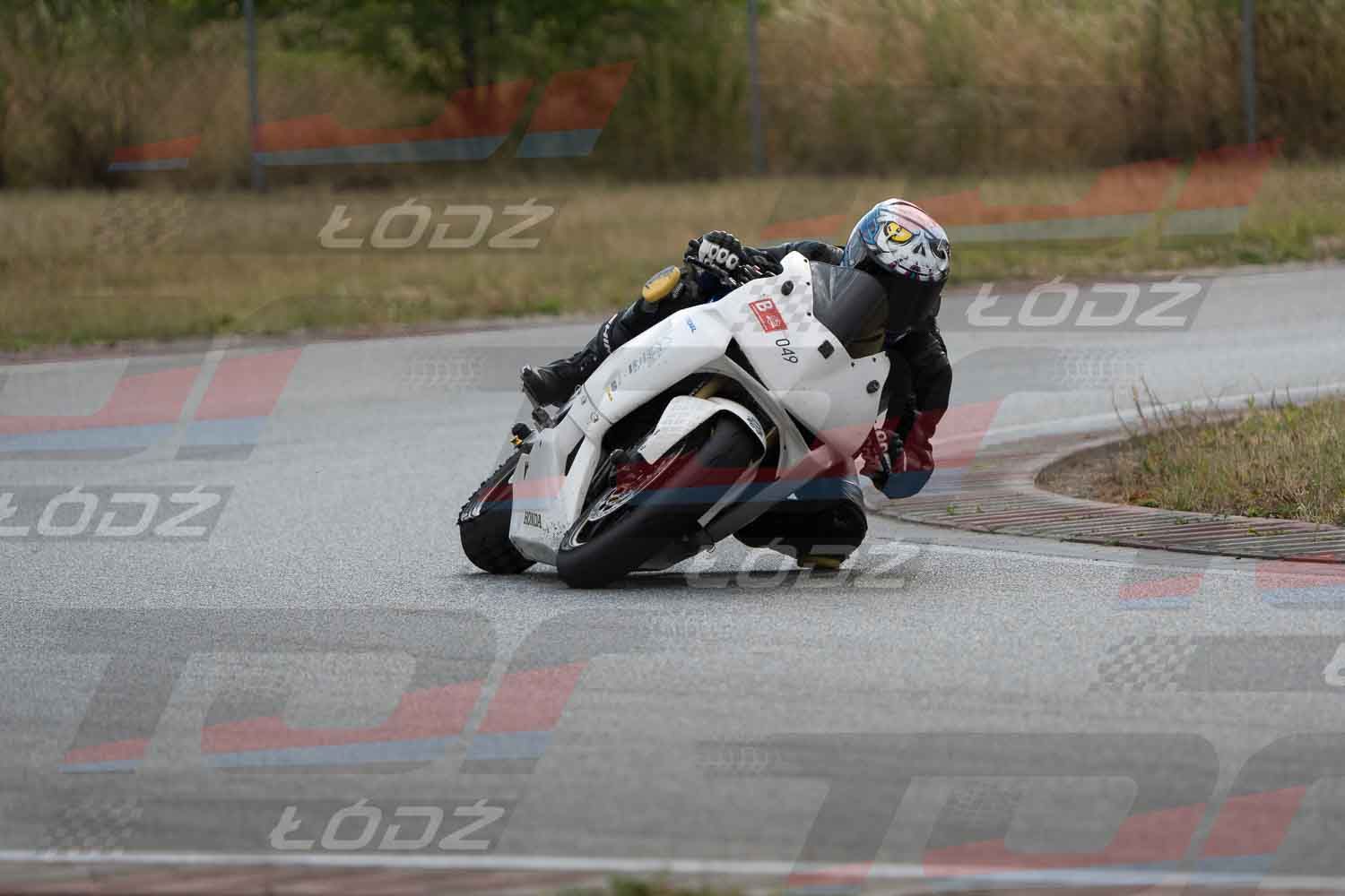 110726trackday (34 of 142).jpg
