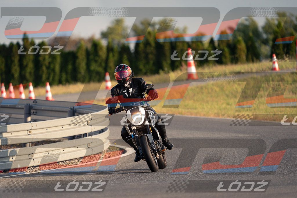 26.09.12 TM-4027.jpg